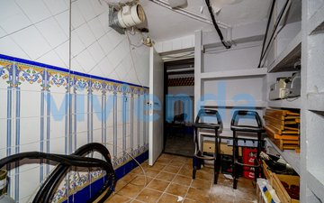 Property slide 17
