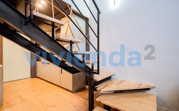 Property slide 32