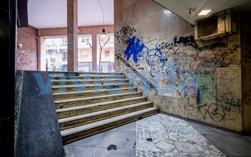 Property slide 25