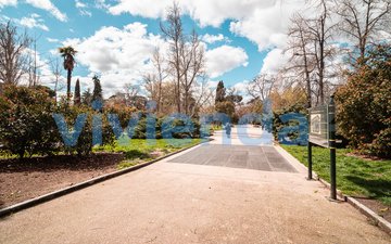 Property slide 44