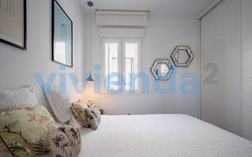 Eigenschaftsfolie 24