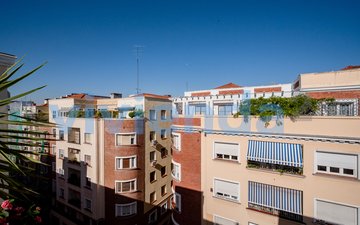 Eigenschaftsfolie 27