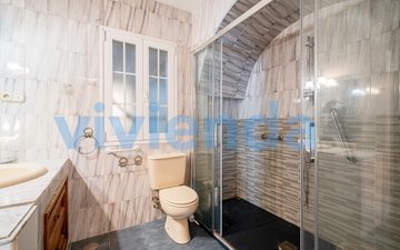 Property slide 16