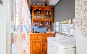 Property slide 21