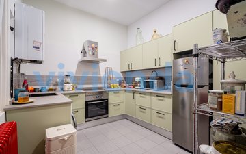 Eigenschaftsfolie 27