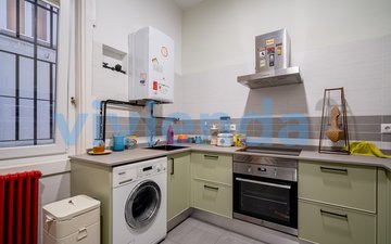 Eigenschaftsfolie 25