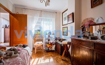 Eigenschaftsfolie 28