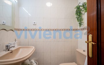 Property slide 25