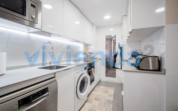 Eigenschaftsfolie 18