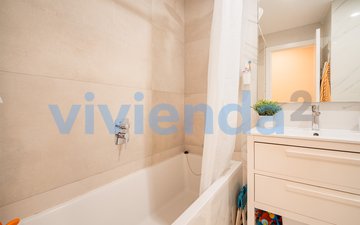 Eigenschaftsfolie 24