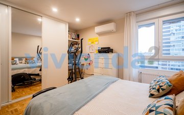 Eigenschaftsfolie 12