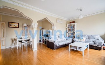 Property slide 16