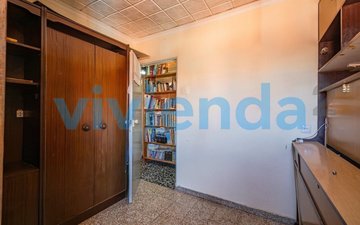 Property slide 20