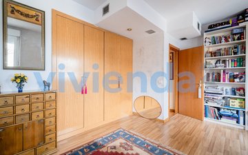 Property slide 30