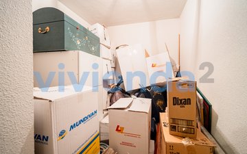 Property slide 32