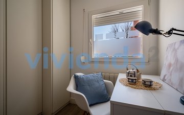 Property slide 16