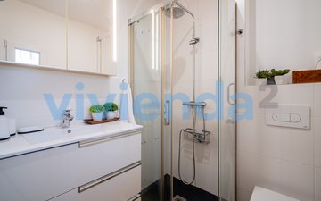 Property slide 21