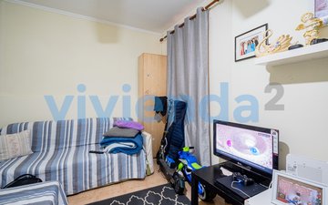 Property slide 10