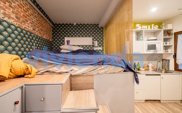 Property slide 15