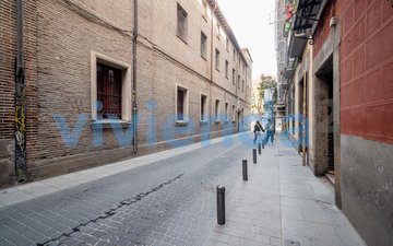 Property slide 23