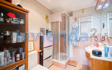 Property slide 14