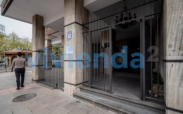 Property slide 32