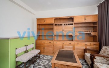 Property slide 21