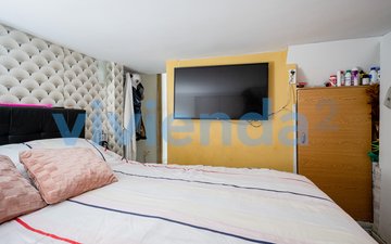 Property slide 15