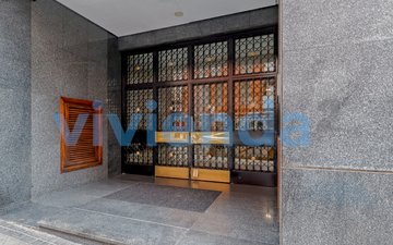 Property slide 32