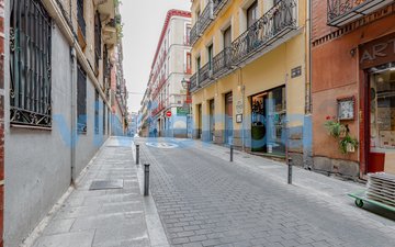 Property slide 31