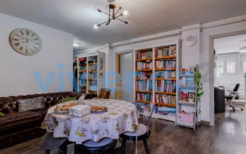 Property slide 19