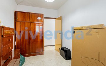 Property slide 24