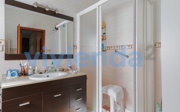 Property slide 20