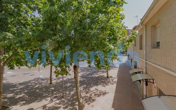 Property slide 19