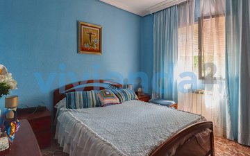 Property slide 4