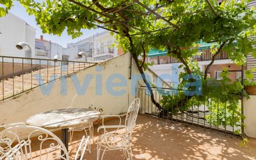 Property slide 18