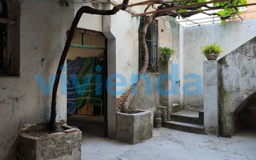 Property slide 33