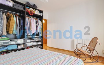 Property slide 25