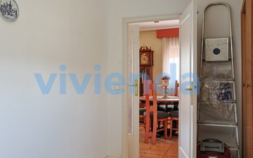 Property slide 21
