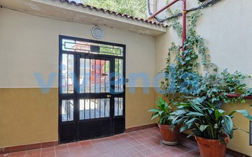 Property slide 27