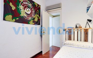 Property slide 32