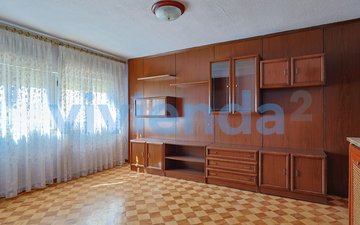 Property slide 23