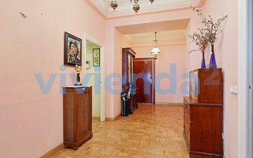 Property slide 19