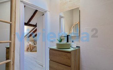 Property slide 17