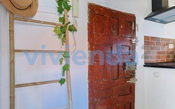 Property slide 22