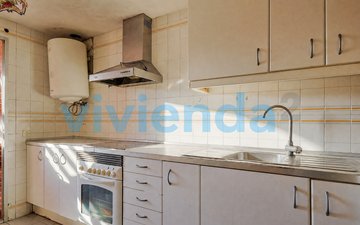 Property slide 14
