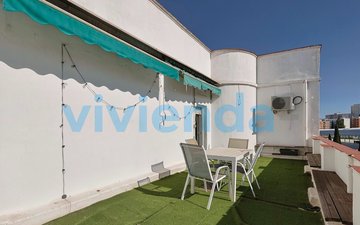 Property slide 32