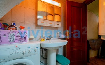 Property slide 31