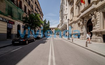 Property slide 20