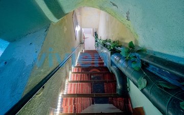 Property slide 25